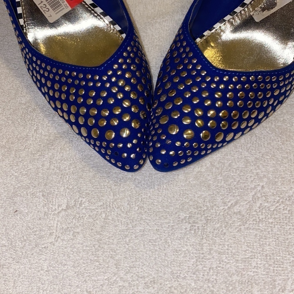 NWT 149.00 Shoes. Betsey Johnson Faawn Blue Heels, Size 8. Read thoroughly. HP - Picture 15 of 16